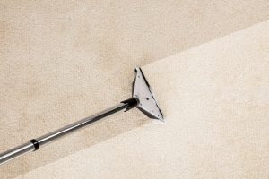 Tapijt schoonspoelen | voor- en nafoto Tapijt laten reinigen | voor- en nafoto
